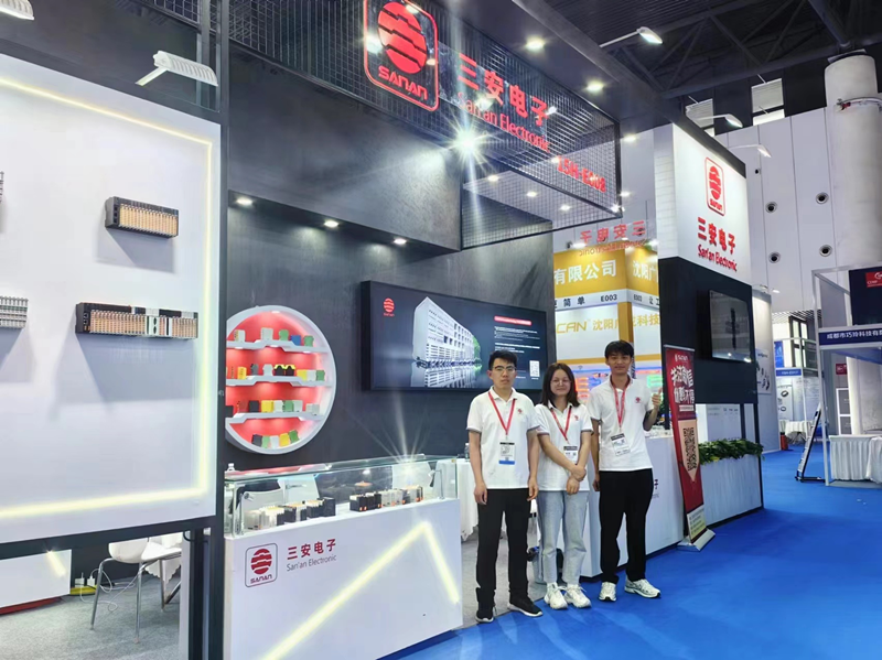 Chongdu Industry Expo lyser San'ans briljans